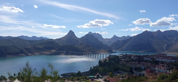Valle de Riaño desde el Mirador de Valcayo - Ruta desde la Montaña de Riaño hasta Babia