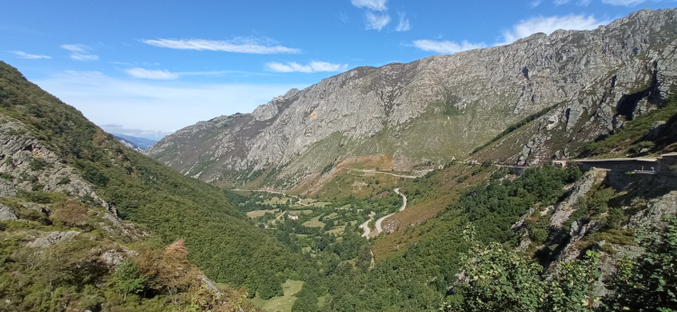 Vistas desde el Mirador de Zuvillaga - Ruta desde la Montaña de Riaño hasta Babia