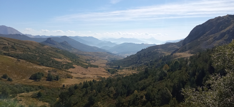 Valle de Valdeburón desde el Puerto de las Señales - Ruta desde la Montaña de Riaño hasta Babia