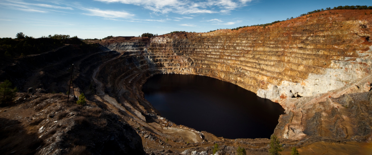 Corta de la Atalaya - Sierra Morena en Huelva y Sevilla
