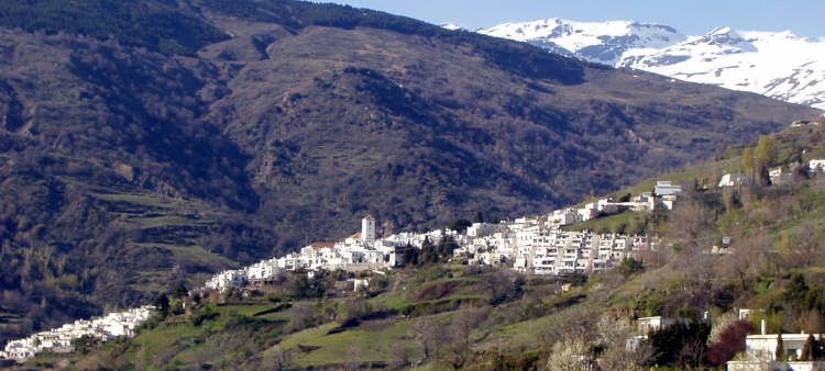 Pueblo Alpujarreño - Ruta por Sierra Nevada