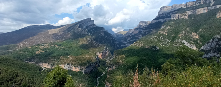 Mirador del Cañón de Añisclo - Ruta por Ordesa y el Valle de Tena