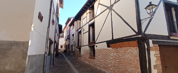 Covarrubias - Ruta por las Sierras de la Demanda y la de los Picos de Urbión