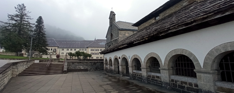 Roncesvalles - Ruta por los Pirineos Navarros