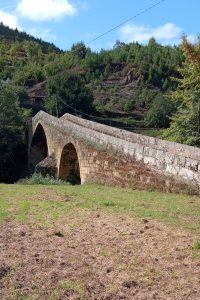Puente Medieval de Alvoco das Várzeas