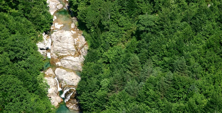 Gargantas de Escuain - Ruta por carretera en el Pirineo Aragonés: Ordesa y Tena