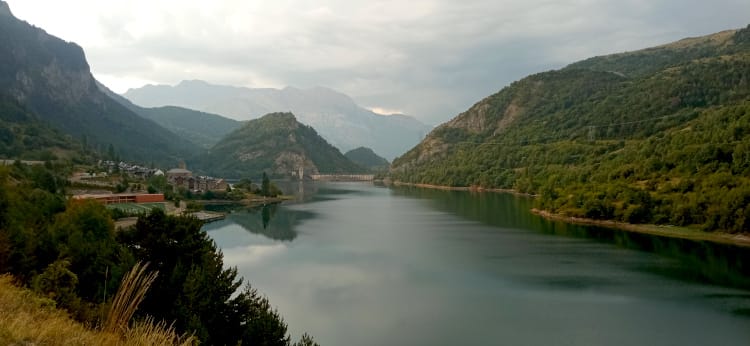 Lanuza - Ruta por carretera en el Pirineo Aragonés: Ordesa y Tena